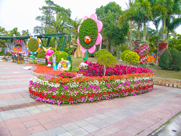 花牆 花柱 植生牆 綠牆 公共綠化 台中綠牆