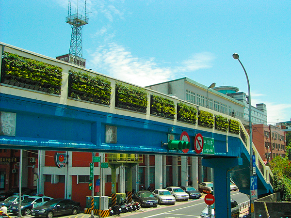 花牆 花柱 植生牆 綠牆 公共綠化 台中綠牆